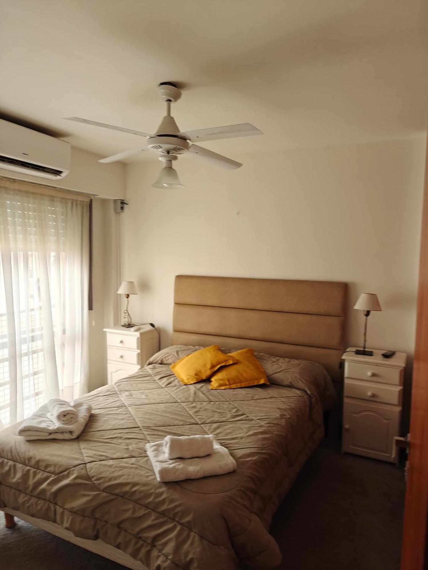 Departamento Amoblado En Pleno Centro, Con Cochera Bahía Blanca Esterno foto